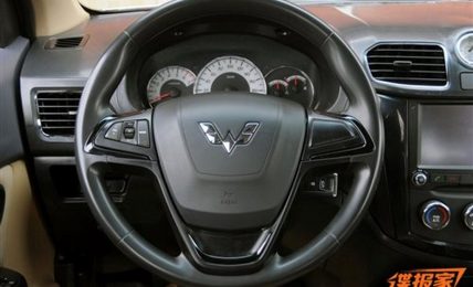 Chevrolet Enjoy Facelift Steering Wheel