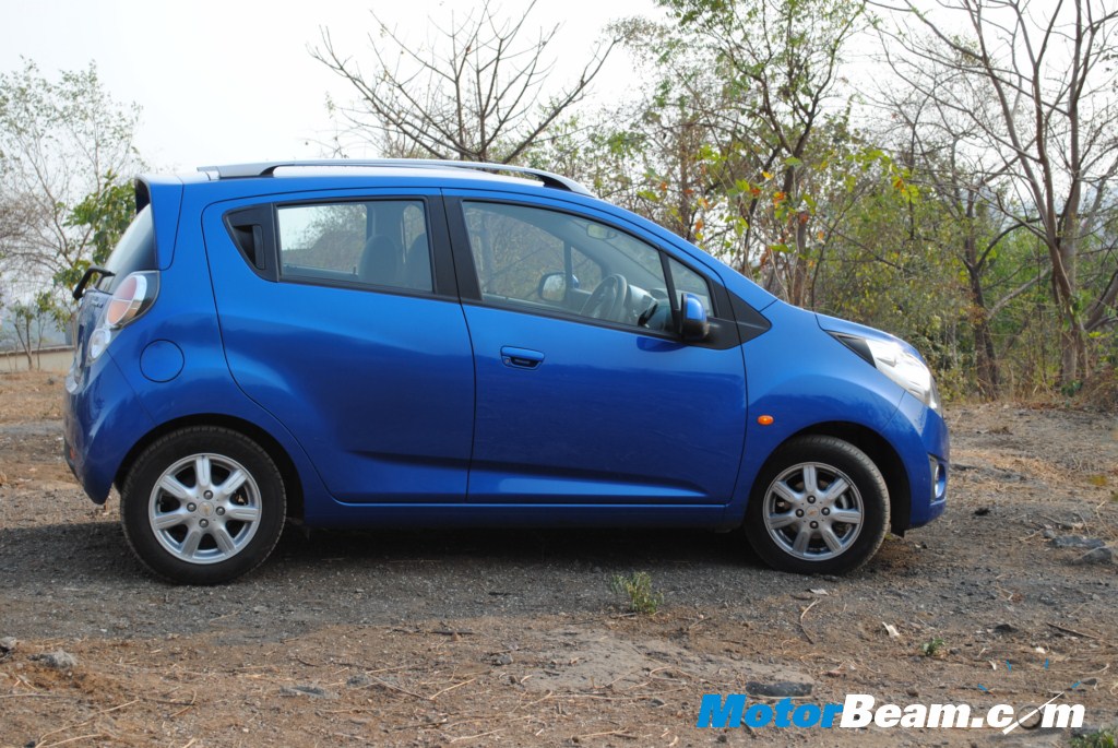 Chevrolet_Beat_Side