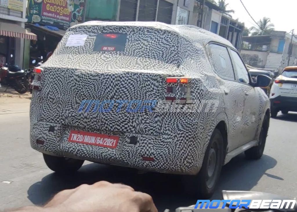 Citroen 7-Seater Spied