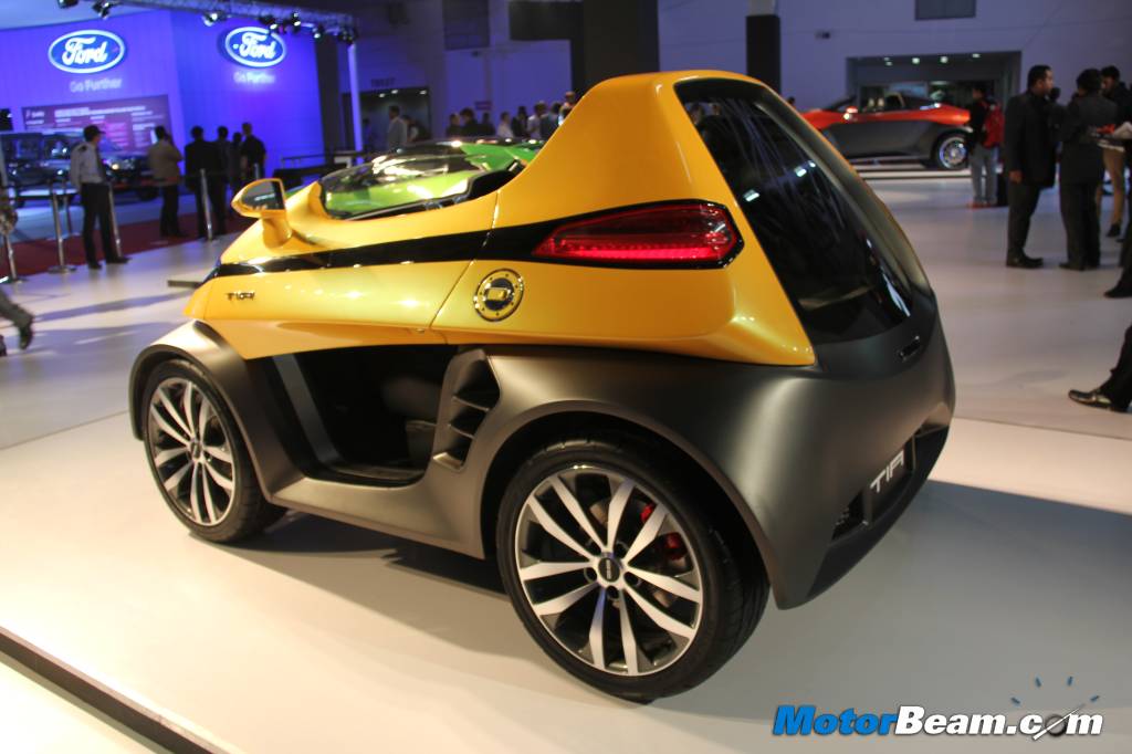 DC Design Tia Side