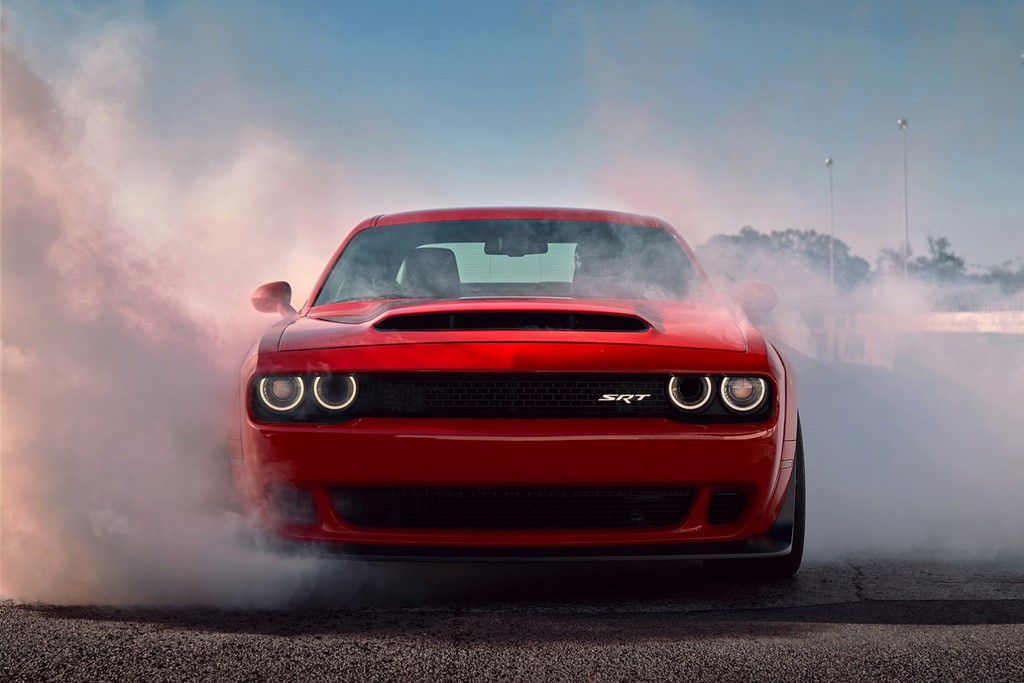 Dodge Challenger SRT Demon Burnout Slide