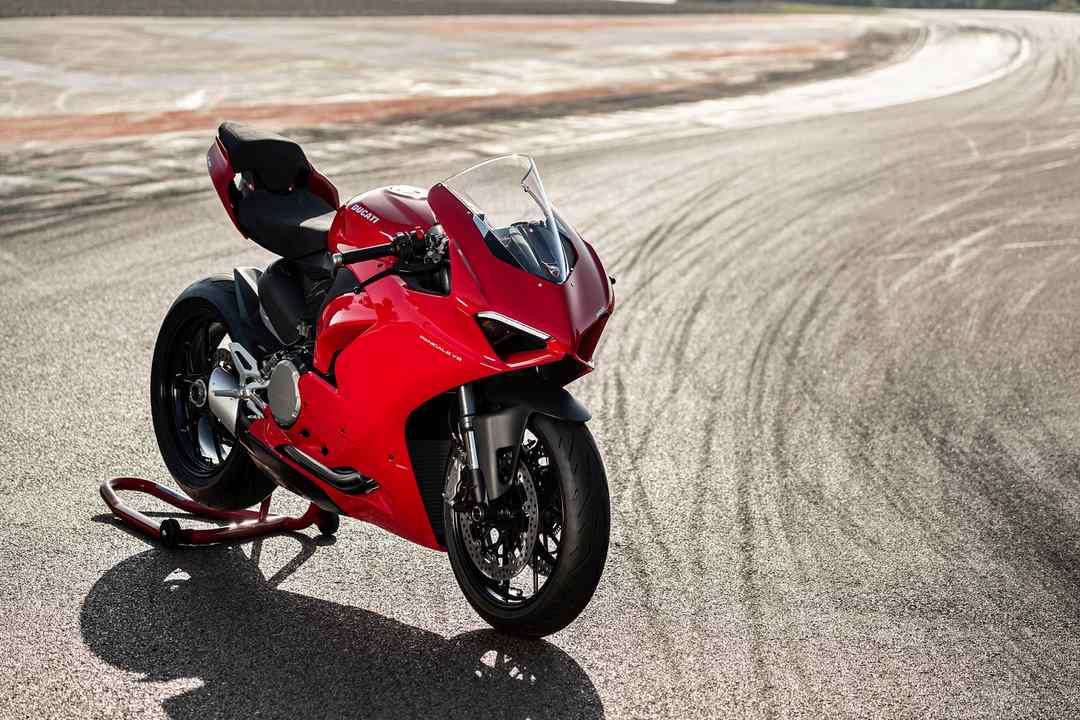 Ducati Panigale V2