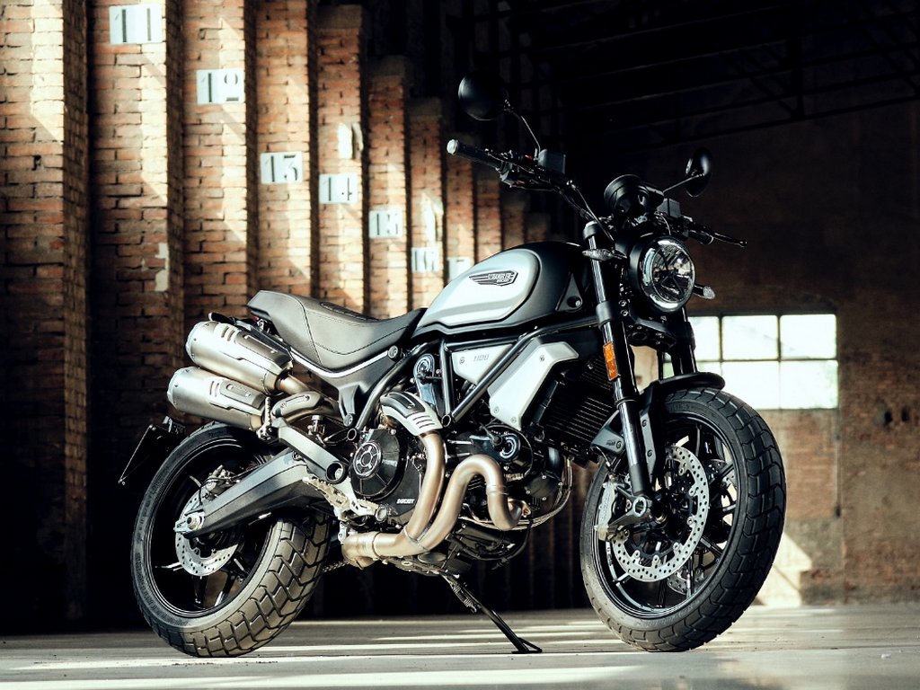 Ducati Scrambler 1100 Dark Pro Front