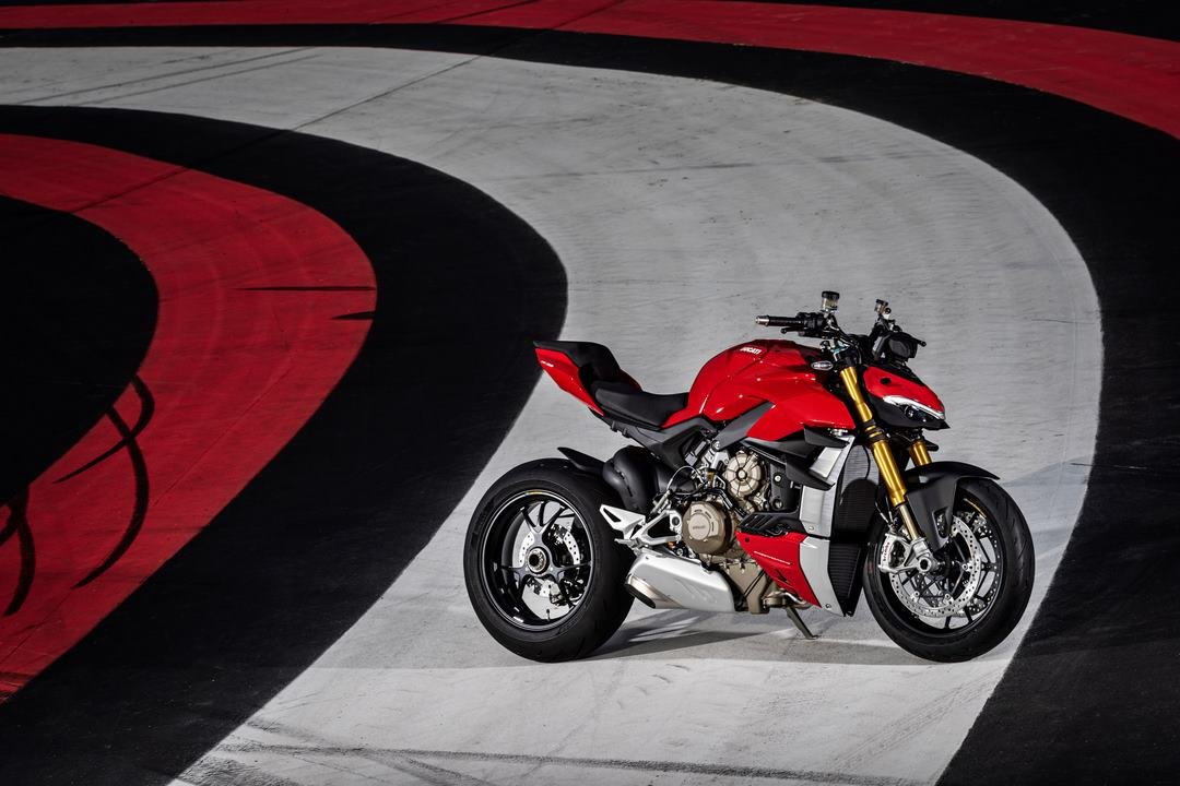 Ducati Streetfighter V4 S