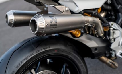 Ducati SuperSport 950 S Akrapovic Exhaust