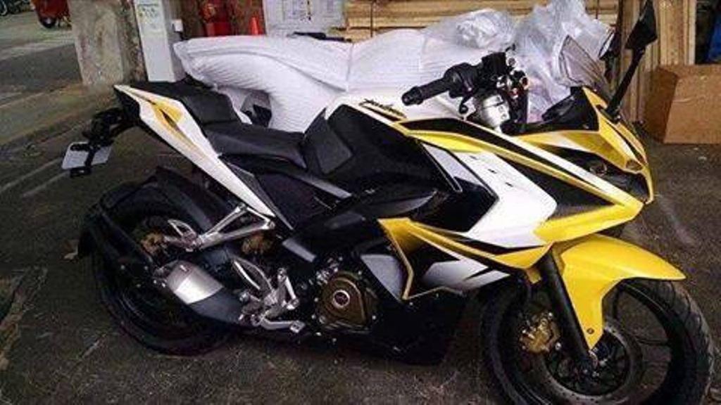 Export Spec Pulsar 200 SS ABS Spied Side