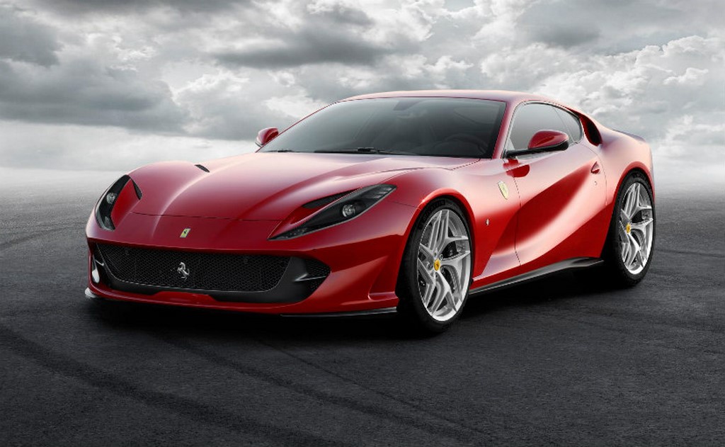 Ferrari 812 Superfast Front