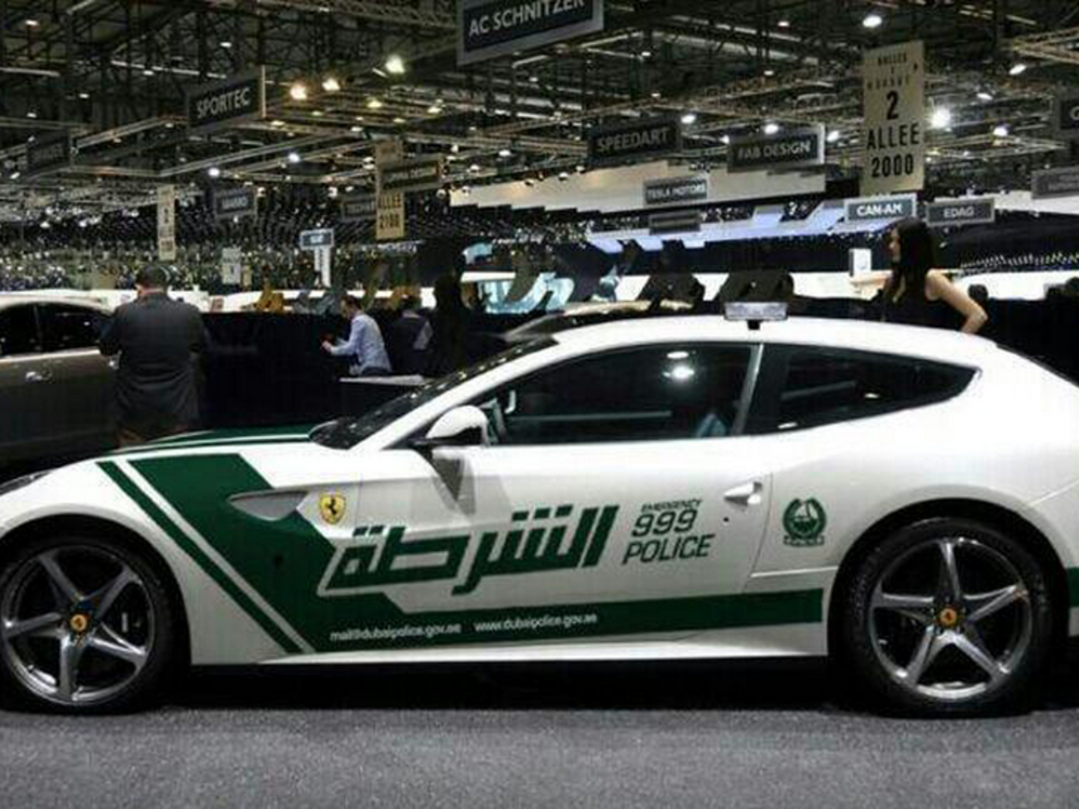 Dubai Police Adds Aventador Ferrari To Fleet