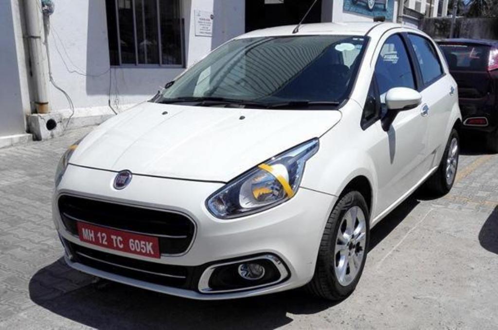 Fiat Punto Evo Abarth Spotted T Jet Produces 135 Bhp Of Power