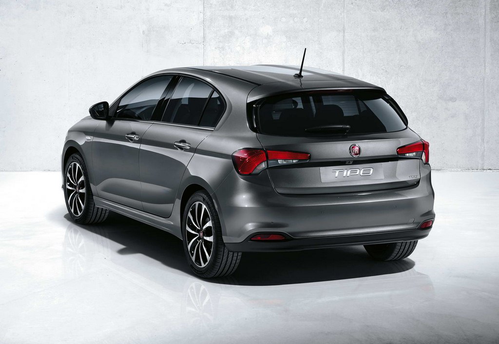 Fiat Tipo 5 Door Rear