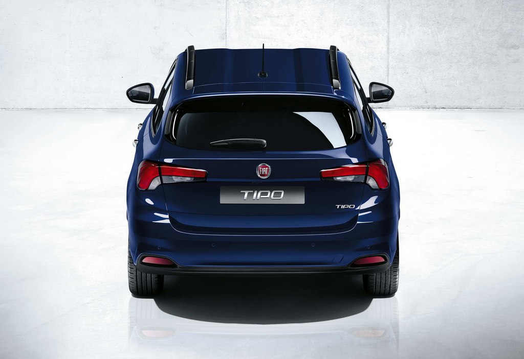 Fiat Tipo Estate back
