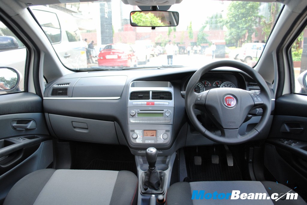 Fiat_Grande_Punto_90hp_Interiors