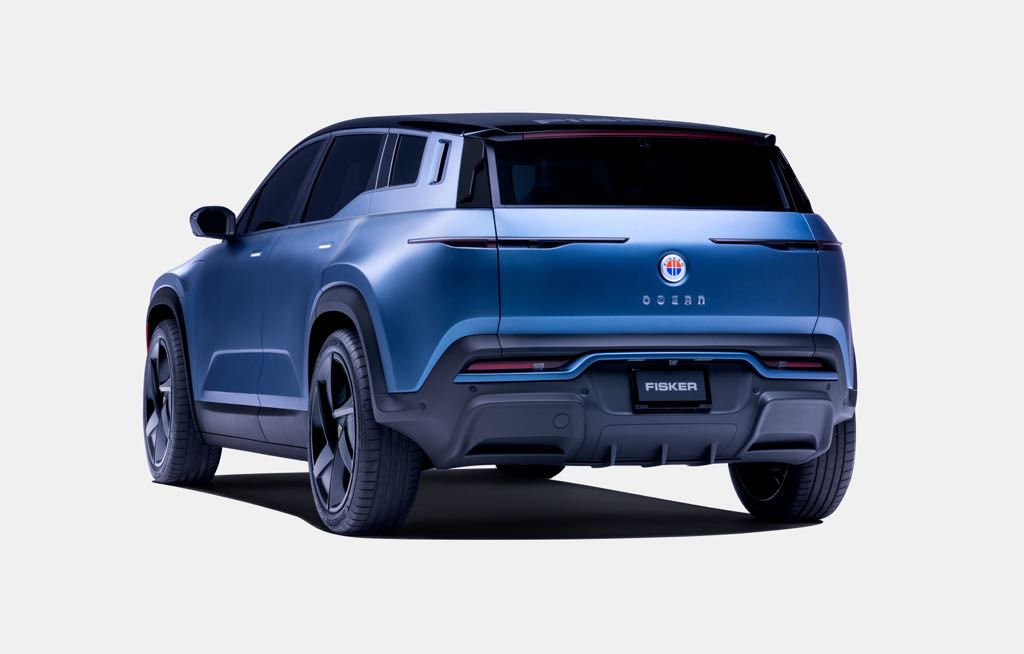 Rear profile of the electric SUV