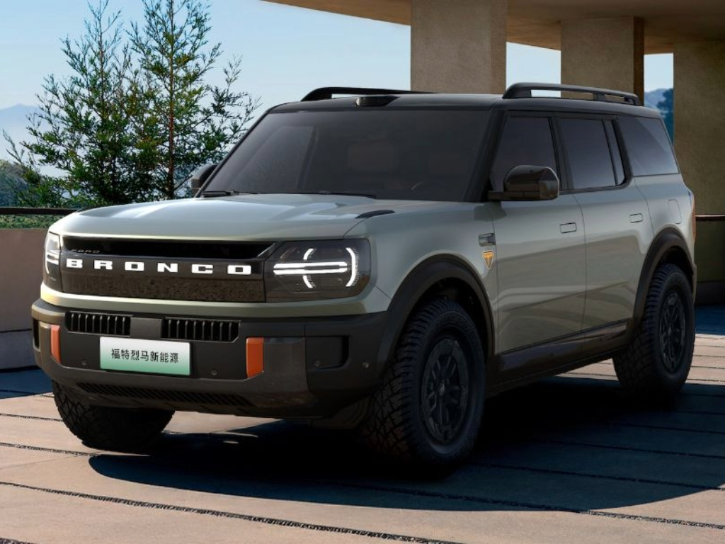 Ford Bronco New Energy front