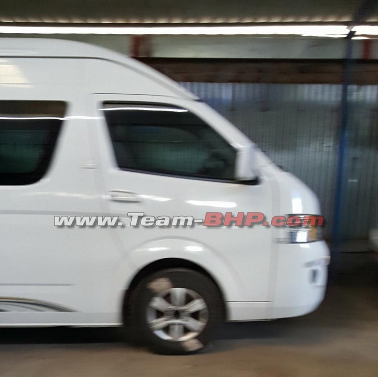 Foton CS2 Passenger Van