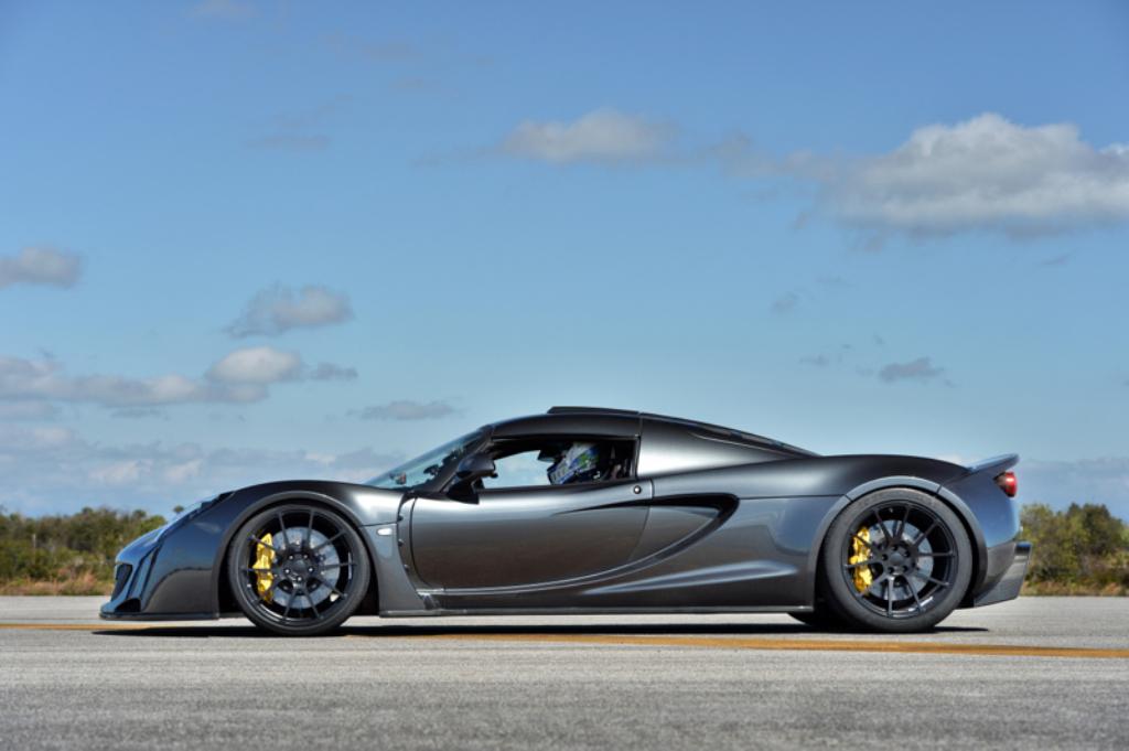 Hennessey Venom GT Side