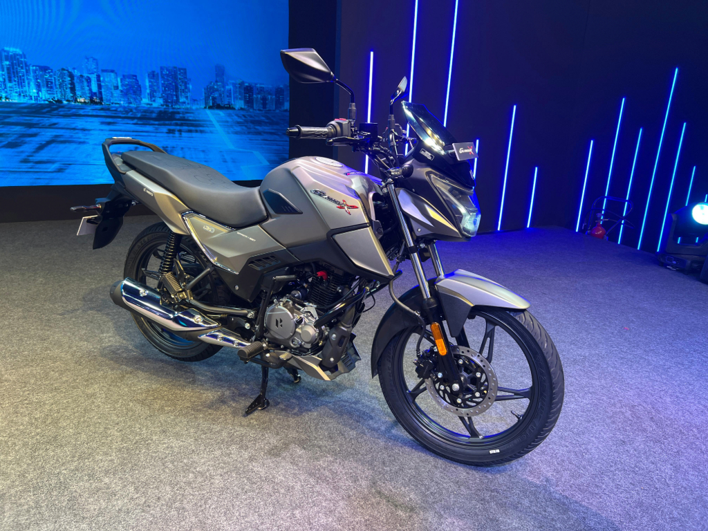 Hero Glamour X 125 front