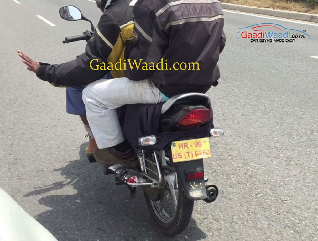 Hero HF Deluxe Facelift Spied Rear