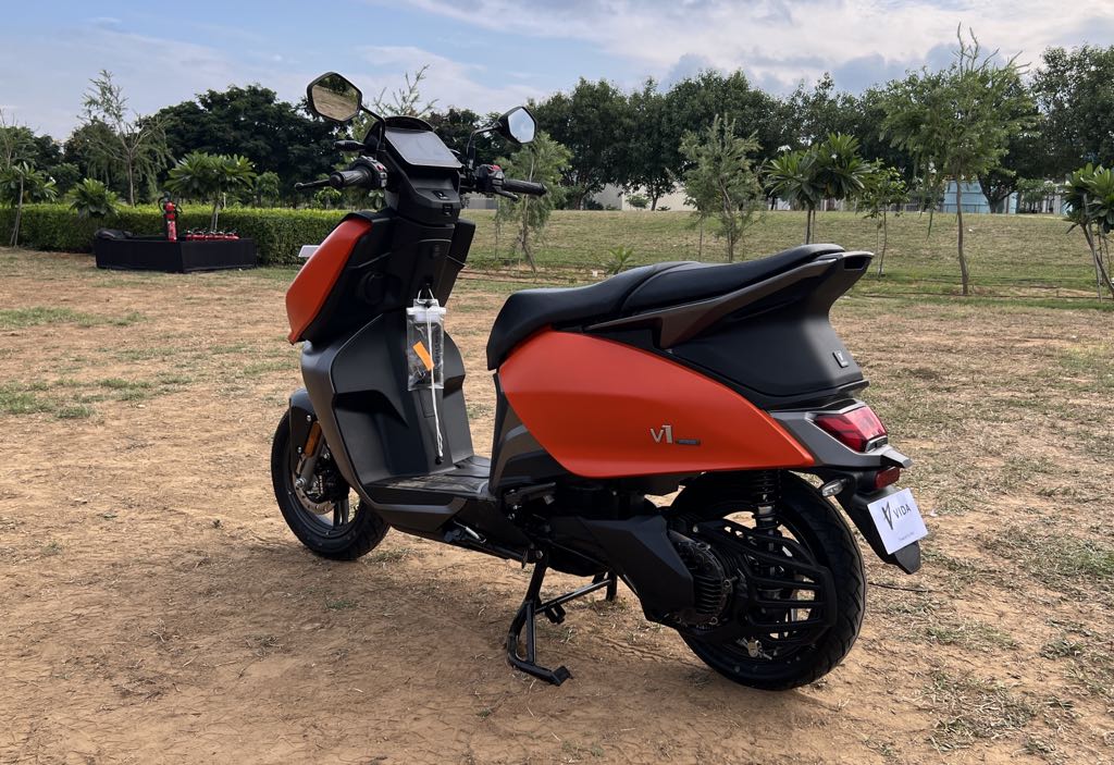 Hero Vida V1 Rear profile of scooter