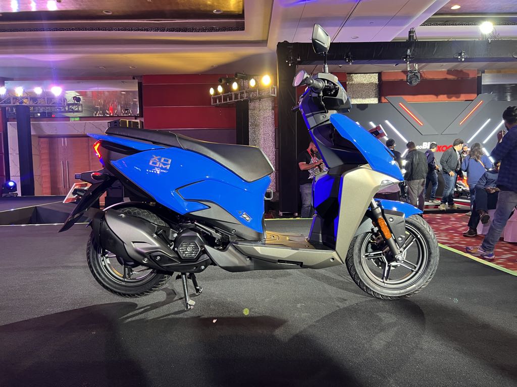 Side profile of the scooter