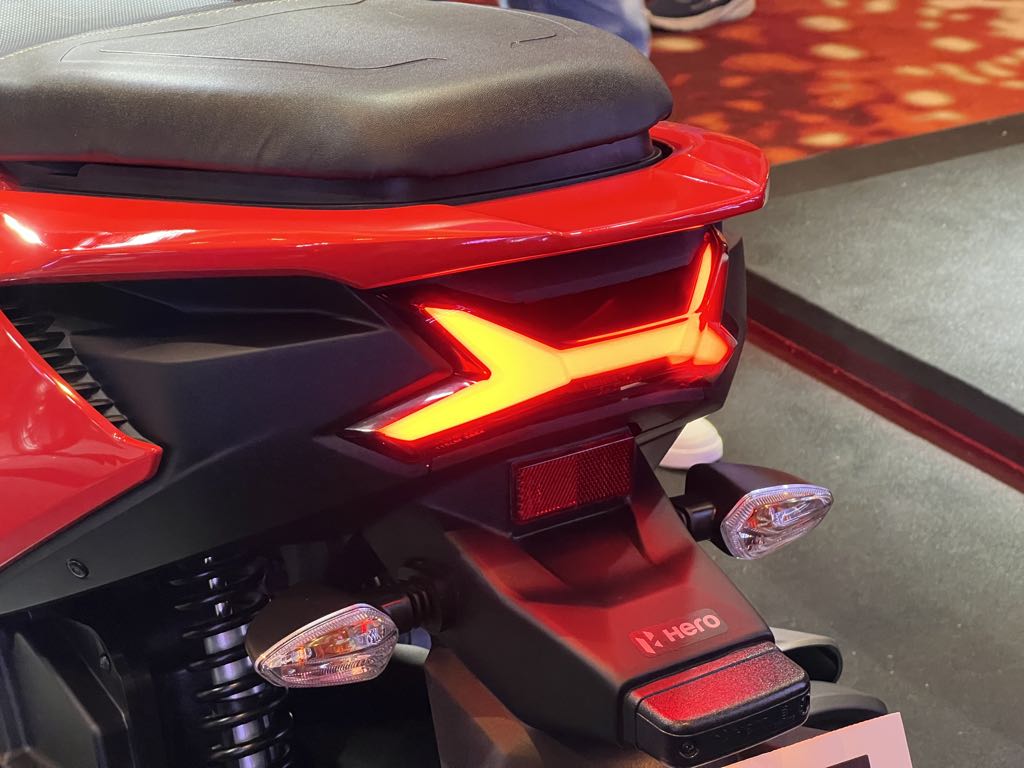 Tail lights