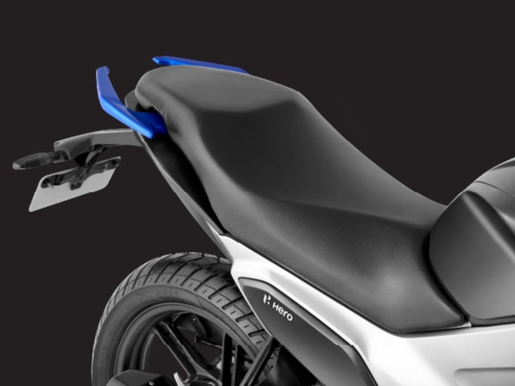 Hero Xtreme 125R single-seat variant