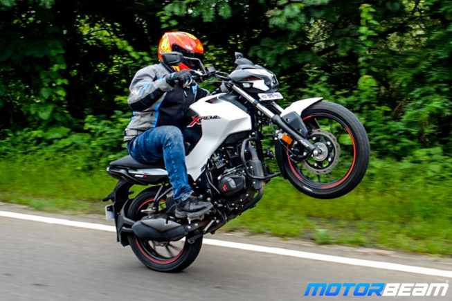 Hero Xtreme 160R Review Wheelie