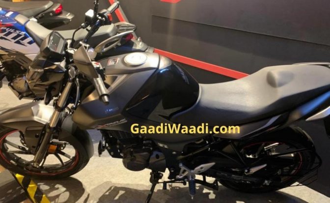 Hero Xtreme 160R Stealth Edition Spied Side