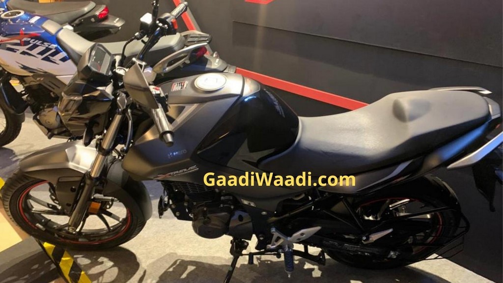 Hero Xtreme 160R Stealth Edition Spied Side