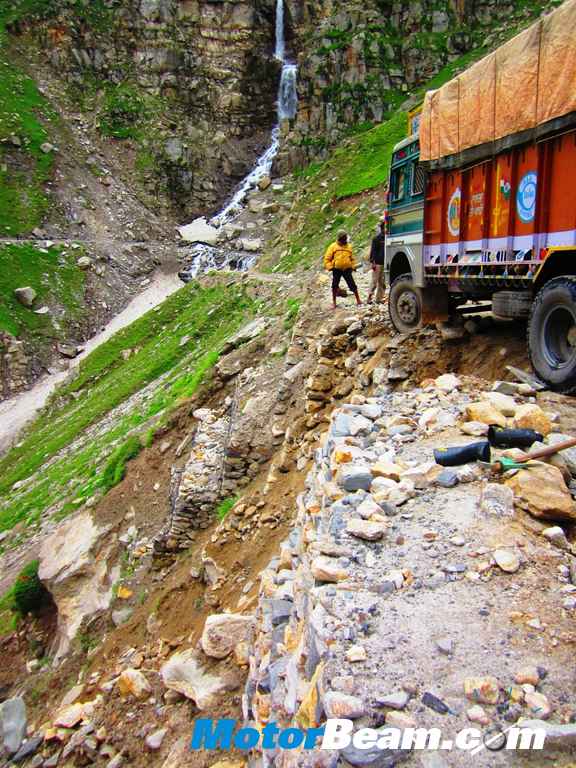 Himalayan Odyssey truck landslide