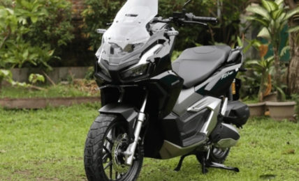 Honda ADV160 black