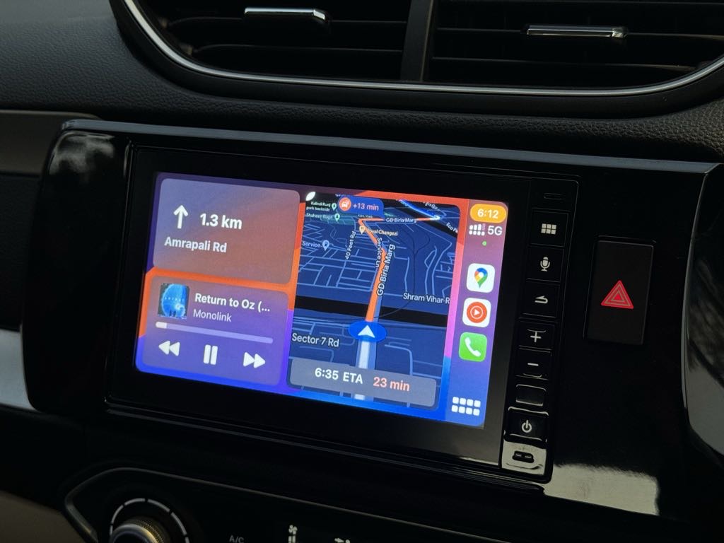 Apple CarPlay