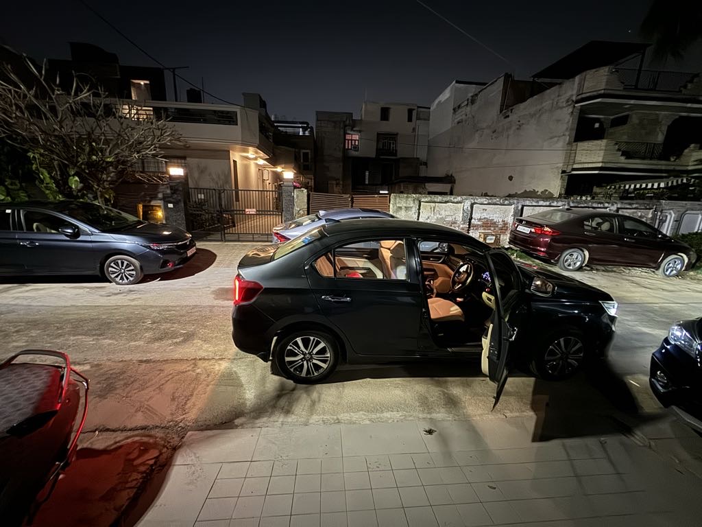 multiple Honda cars parked