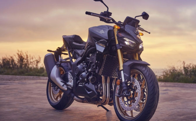 Honda CB1000 Hornet SP front