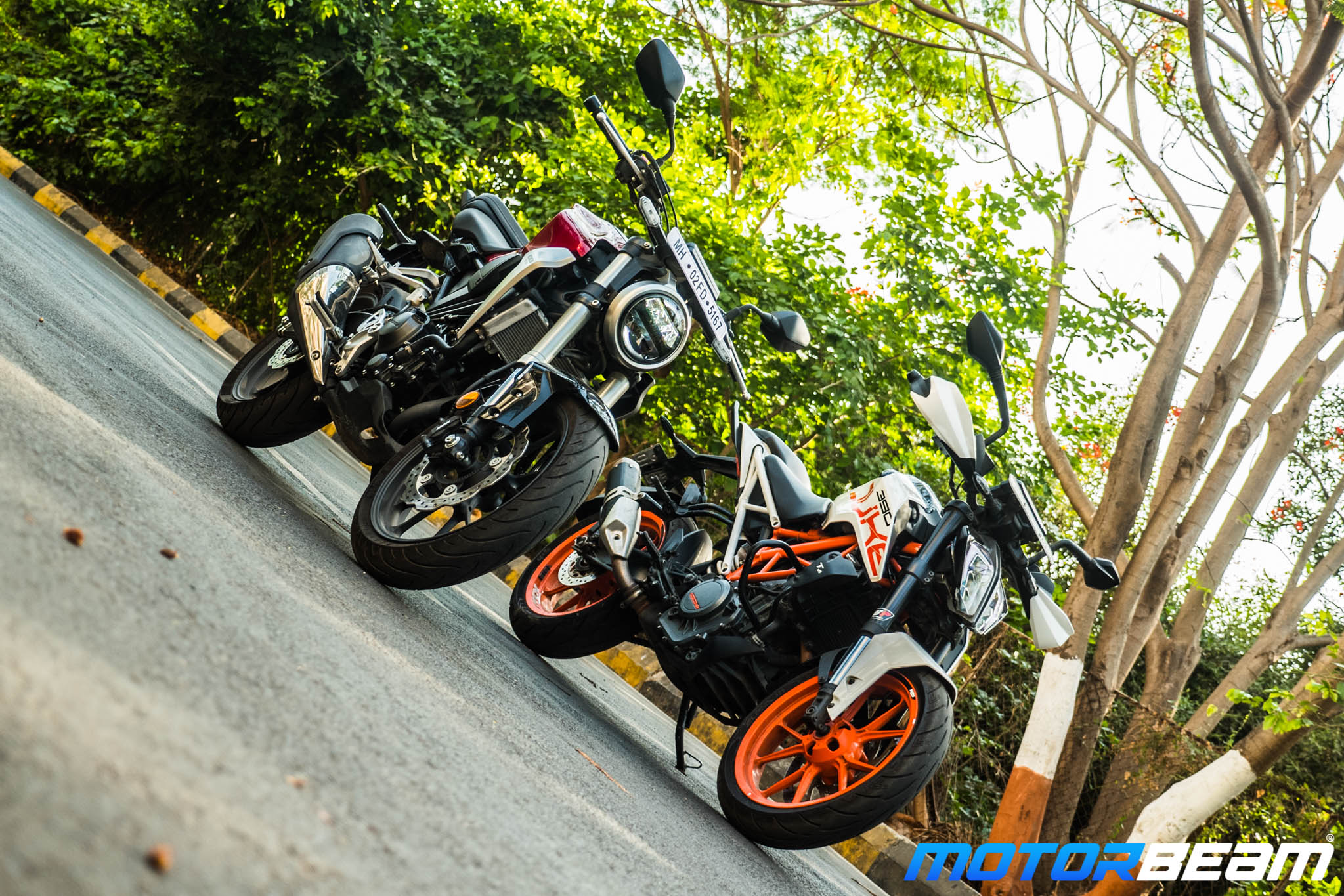 Honda CB300R Vs KTM Duke 390 Comparison Shootout