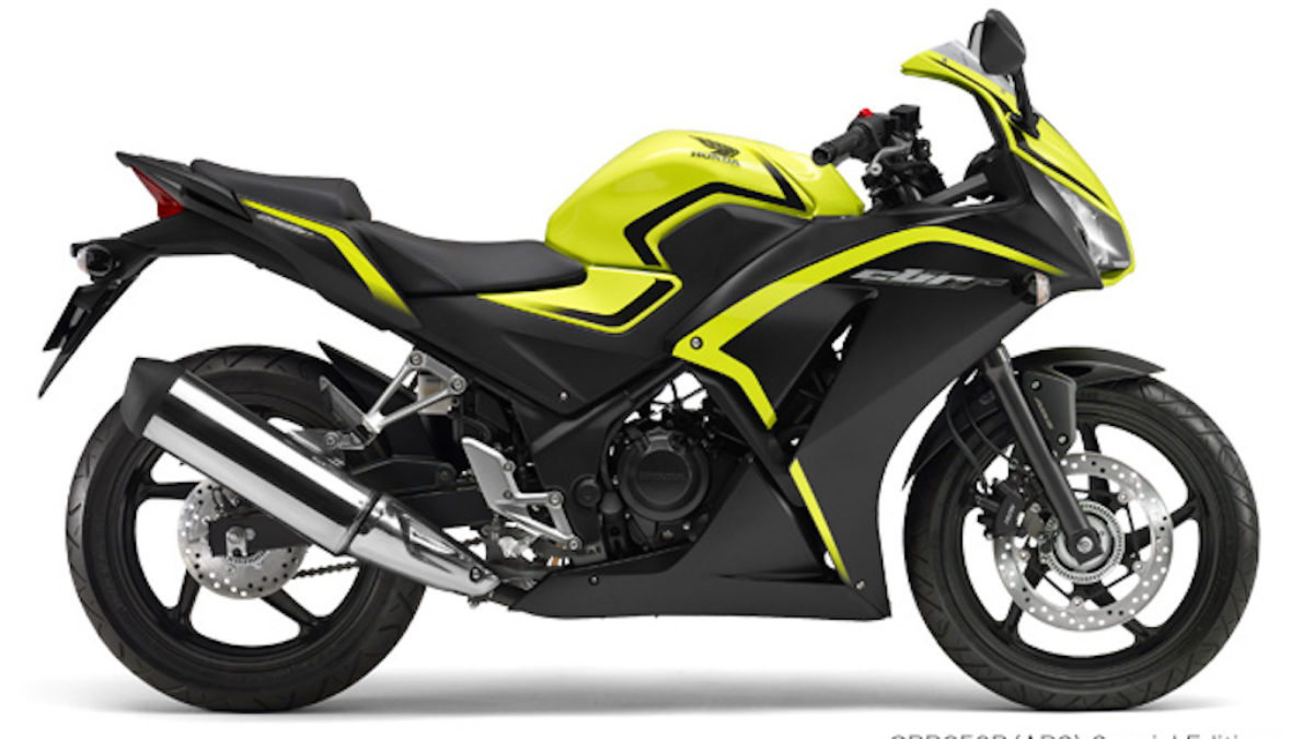 Japan Gets Special Edition Honda CBR250R With Interesting Colours