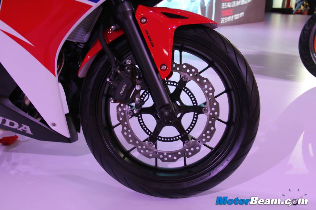 Honda CBR500R Brakes