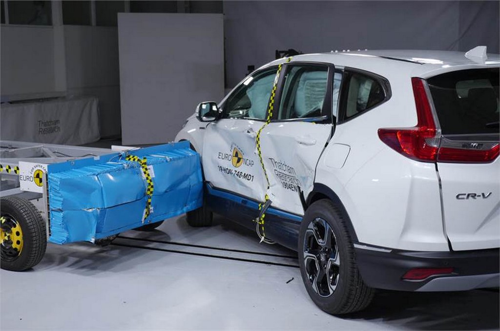 Honda CR-V Crash Test