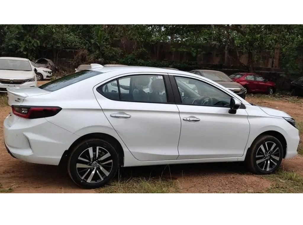 Honda City eHEV Launch White