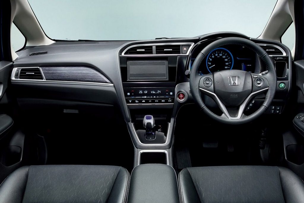 Honda Jazz Shuttle Dashboard