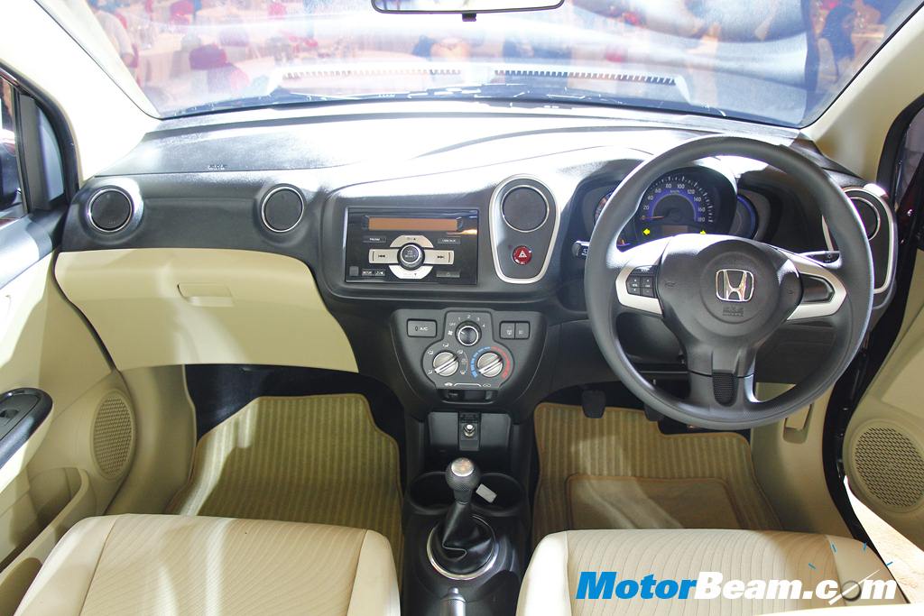 Honda Mobilio Launch Dashboard