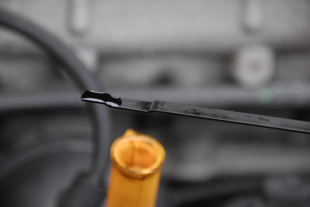 How To Check Engine Oil Level Viscosity