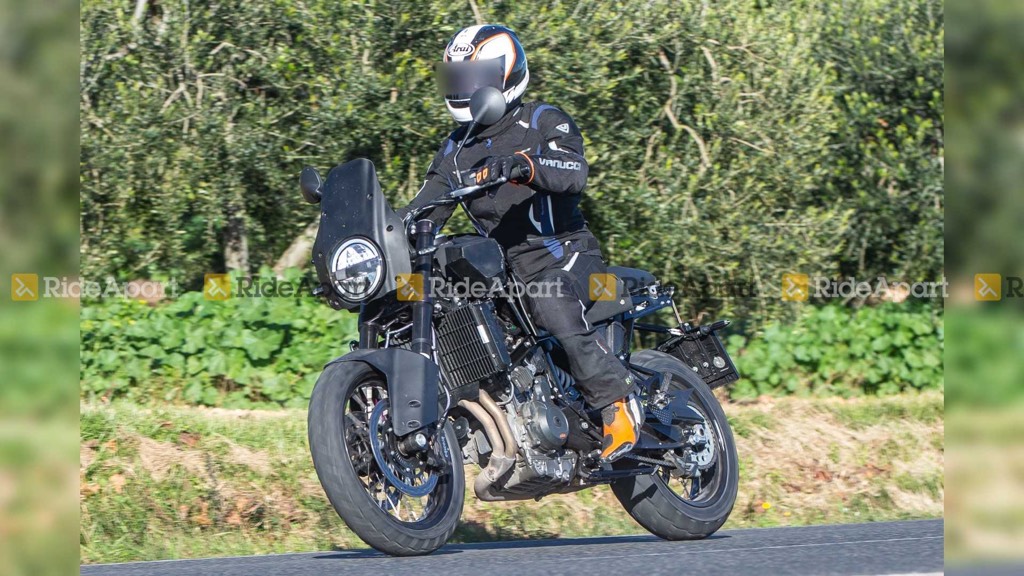 Husqvarna 901 Svartpilen Spied