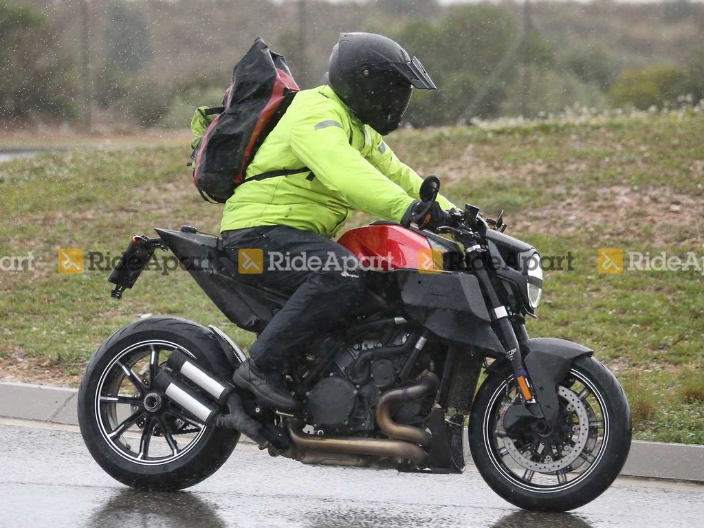 Husqvarna Vitpilen 1301 Spotted Side