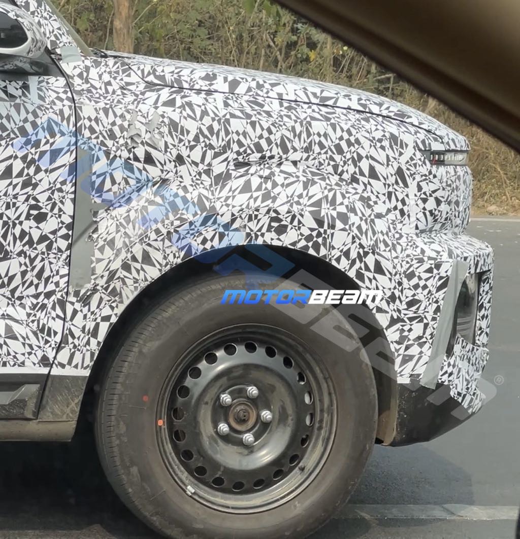 Hyundai Compact SUV Testing