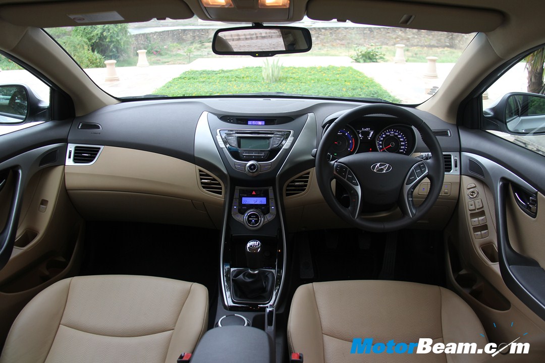 Hyundai Elantra 1 8 Petrol Test Drive Review