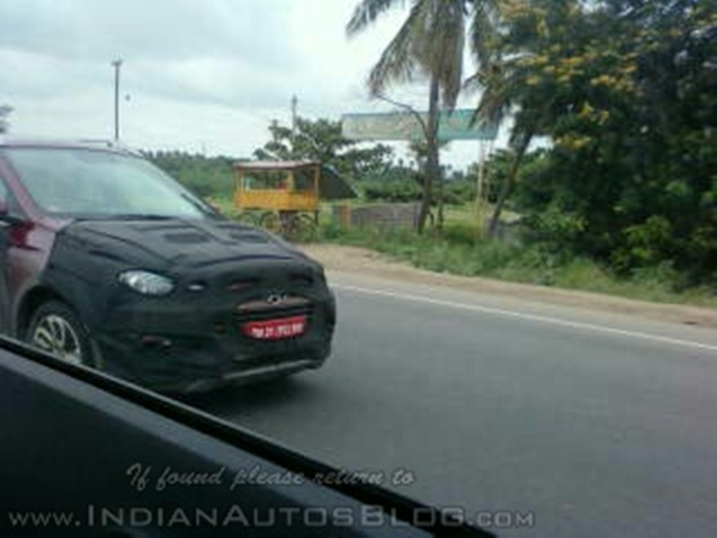 Hyundai Elite i20 Cross Spy Shot