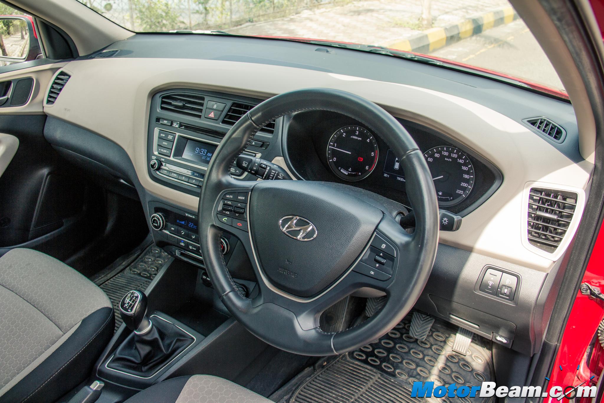 Hyundai Elite i20 vs Honda Jazz