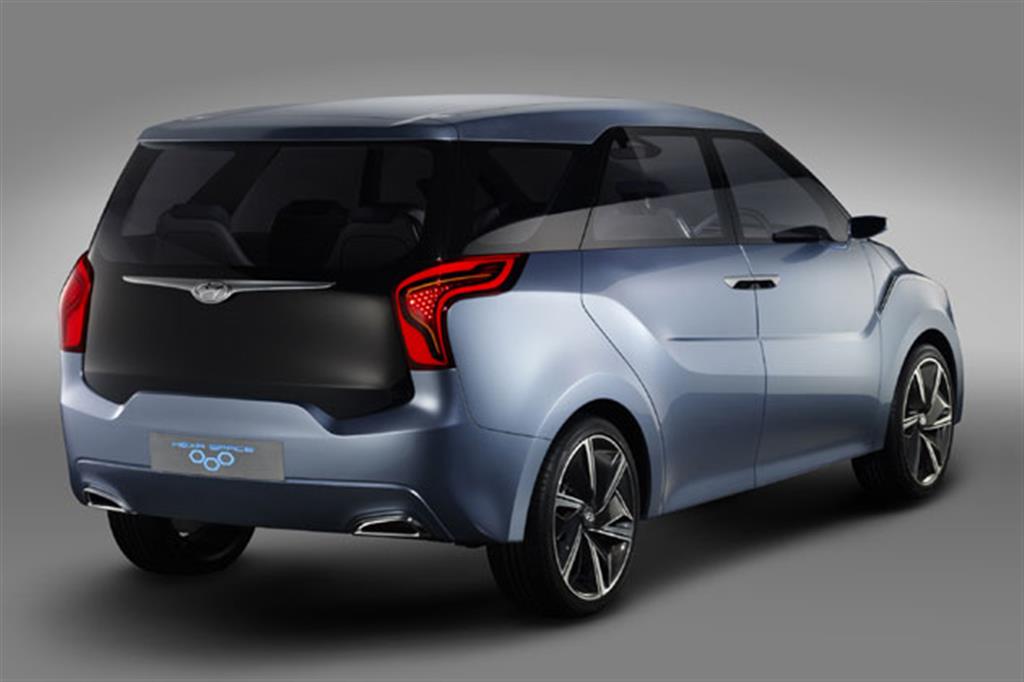 Hyundai Hexa Space MPV Rear