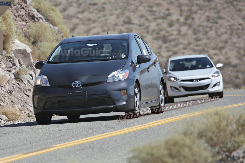 Hyundai Hybrid Prius Rival